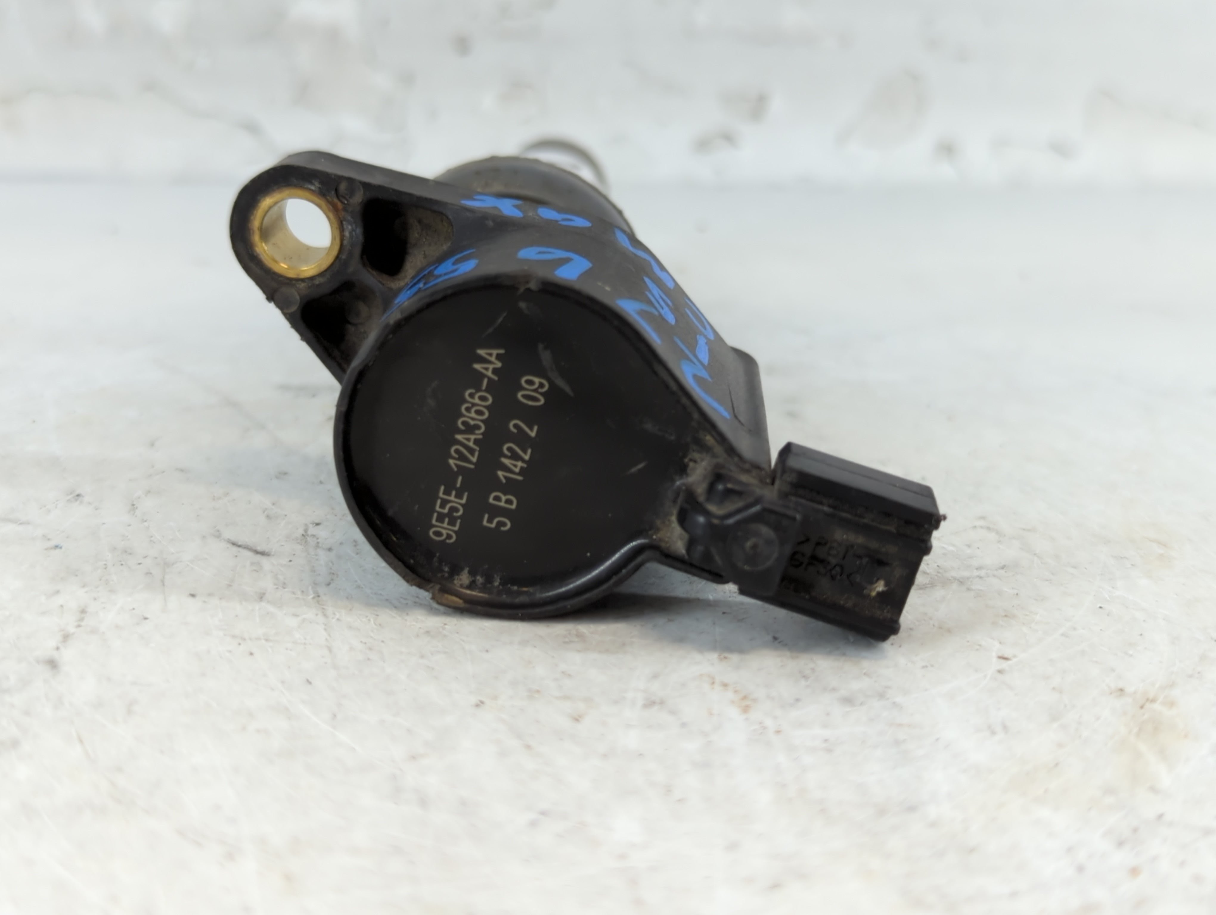 2013-2018 Ford C-max Ignition Coil Igniter Pack - Oemusedautoparts1.com