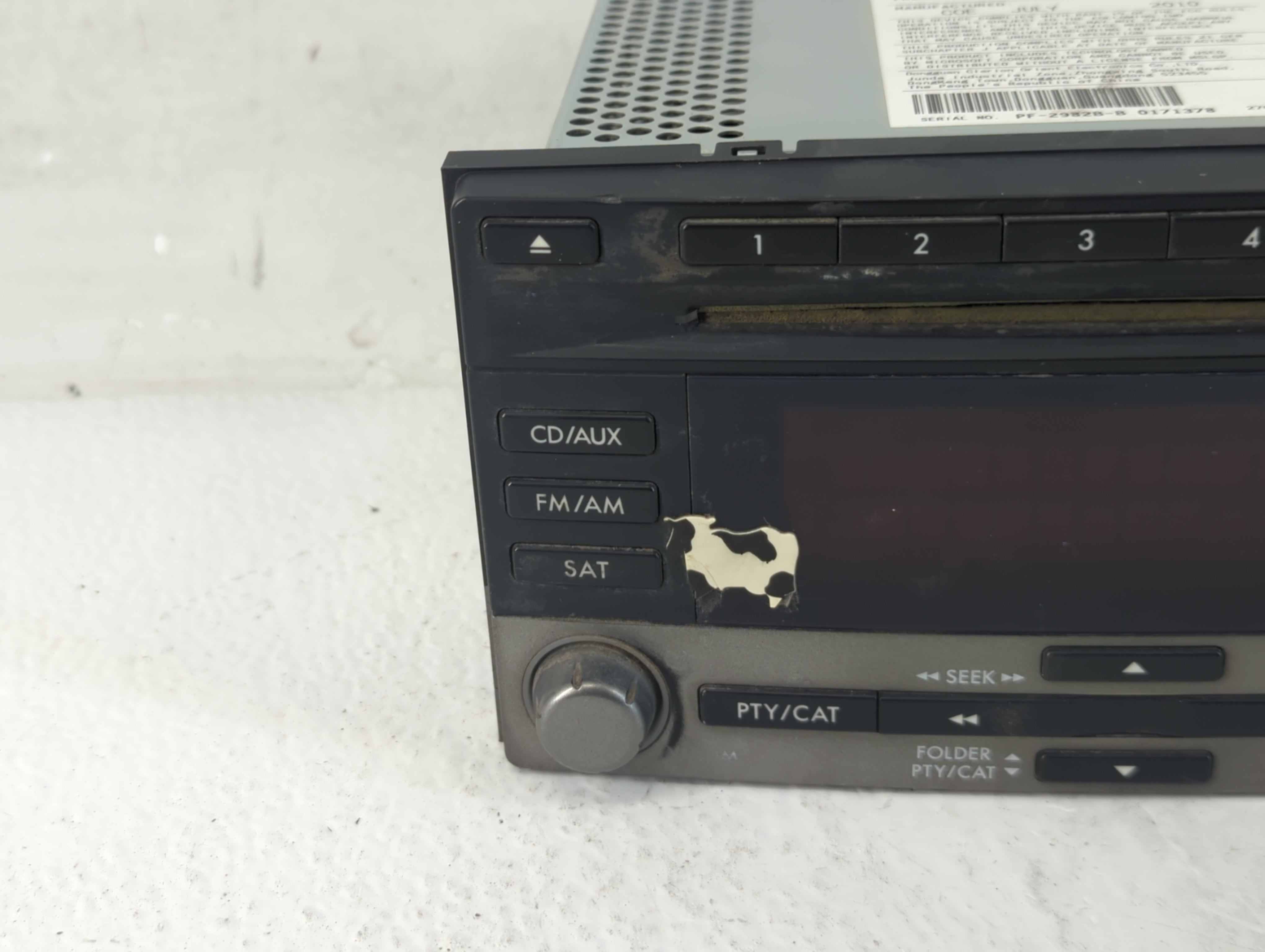2011 Subaru Forester Radio AM FM Cd Player Receiver Replacement P/N:86201SC601 Fits OEM Used Auto Parts - Oemusedautoparts1.com