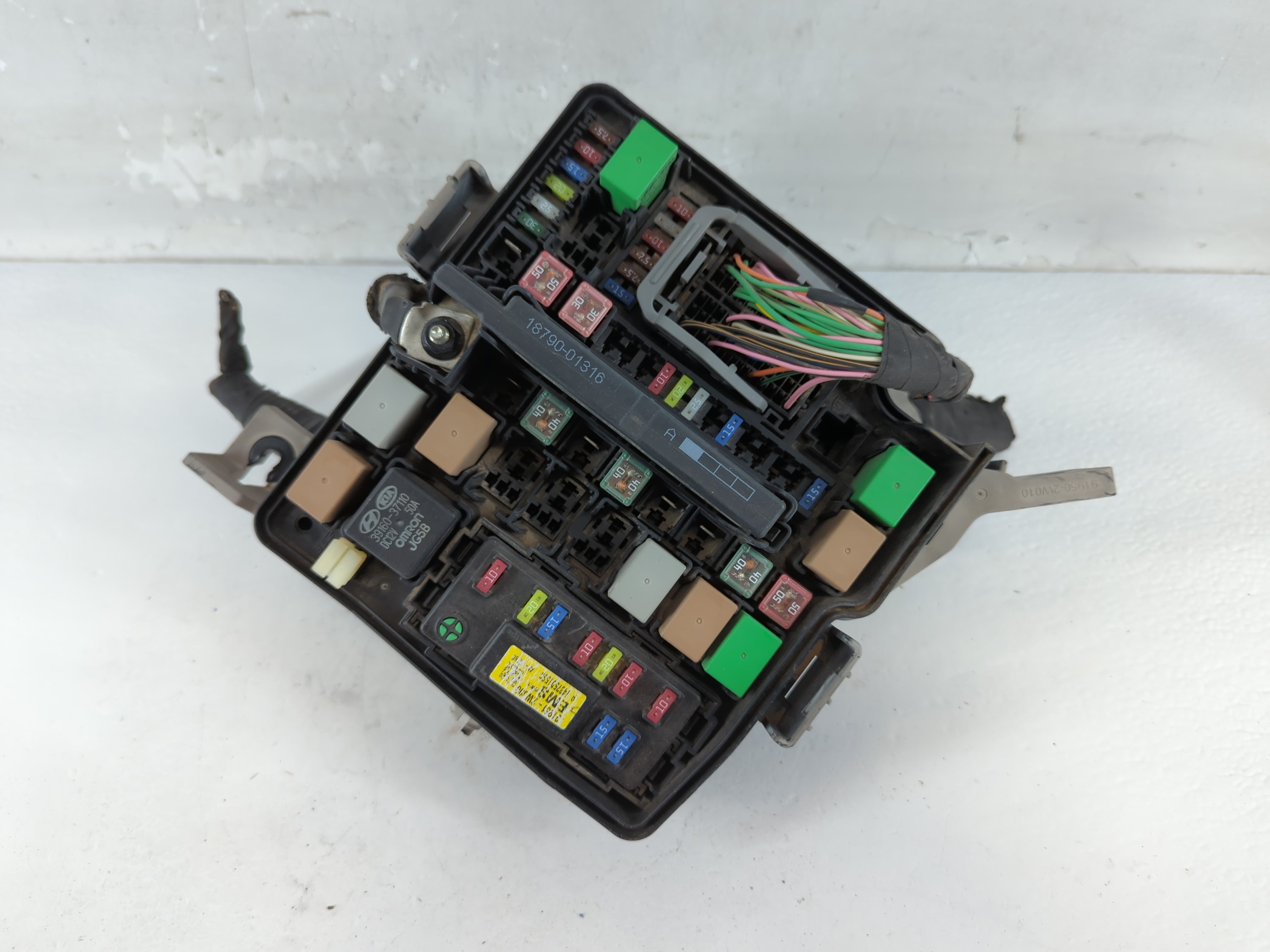 2015 Hyundai Santa Fe Fusebox Fuse Box Panel Relay Module P/N:91941-4Z011 Fits OEM Used Auto Parts - Oemusedautoparts1.com