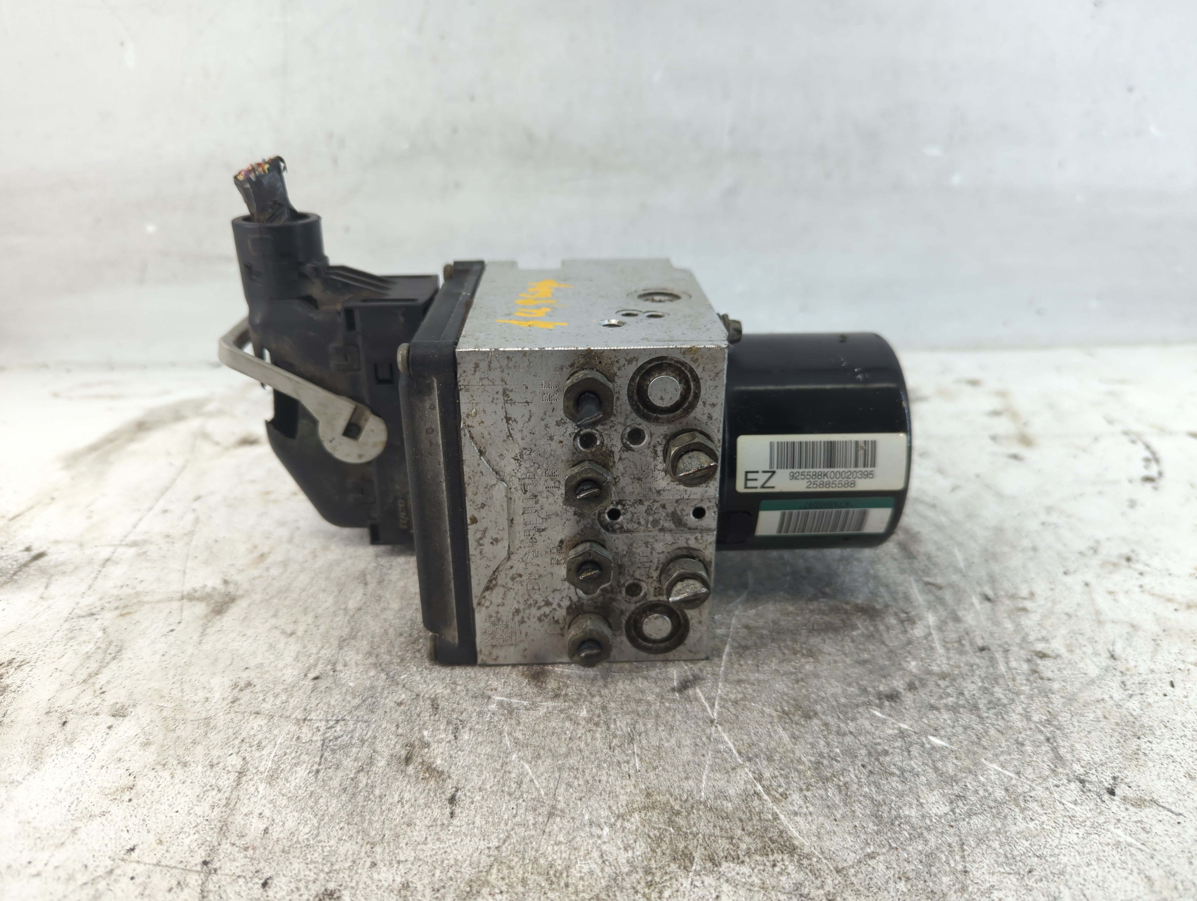 2008-2009 Pontiac G6 ABS Pump Control Module Replacement P/N:25885589 Fits Fits 2008 2009 OEM Used Auto Parts - Oemusedautoparts1.com
