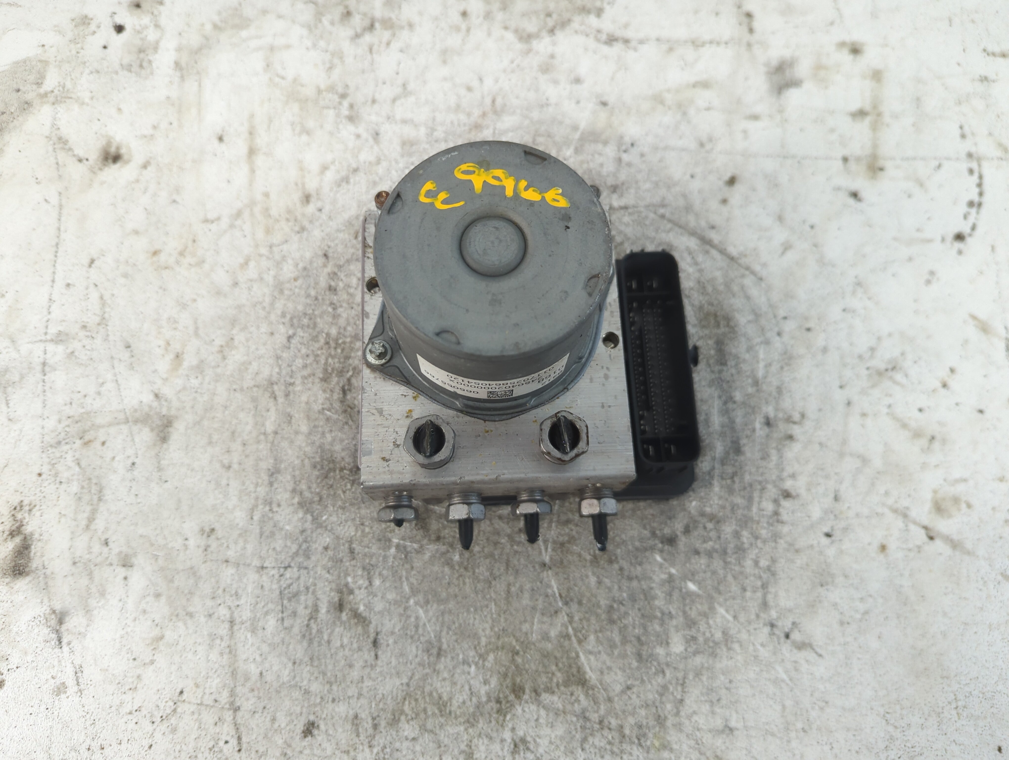2017 Buick Lacrosse ABS Pump Control Module Replacement P/N:84120168 Fits OEM Used Auto Parts - Oemusedautoparts1.com