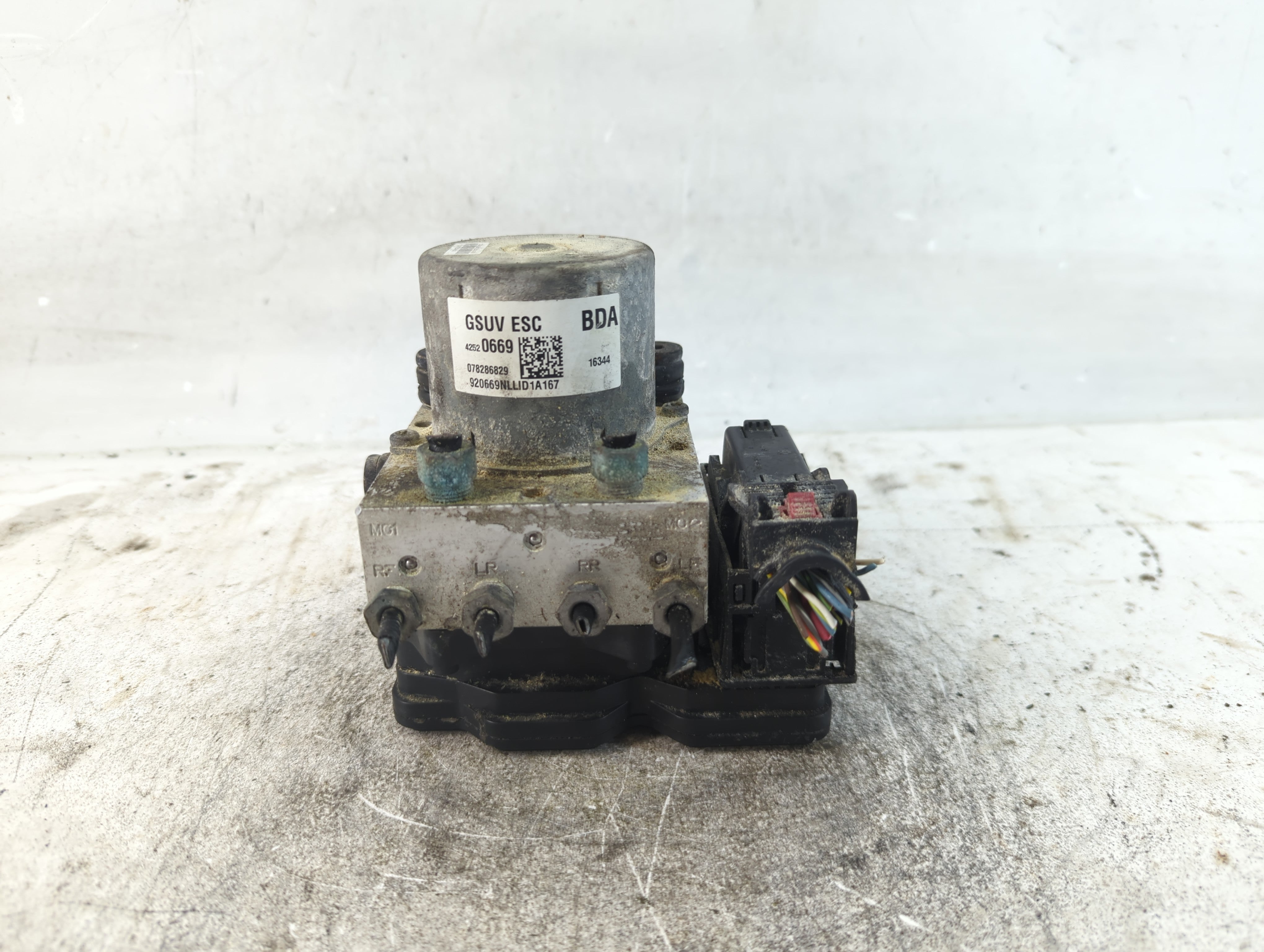 2017-2021 Chevrolet Trax ABS Pump Control Module Replacement P/N:42520669 Fits Fits 2017 2018 2019 2020 2021 OEM Used Auto Parts - Oemusedautoparts1.com