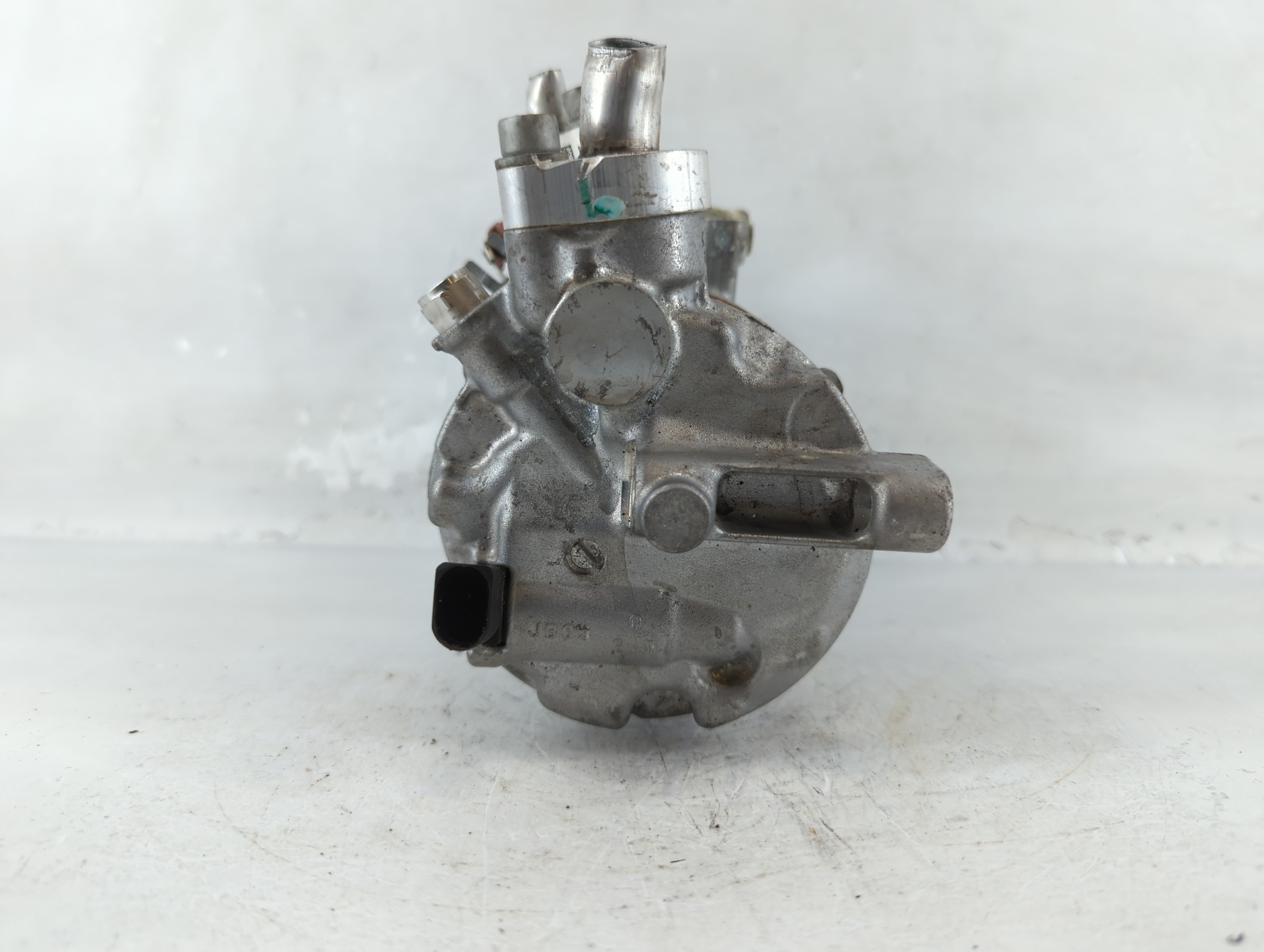 2020-2021 Volkswagen Jetta Air Conditioning A/c Ac Compressor Oem - Oemusedautoparts1.com