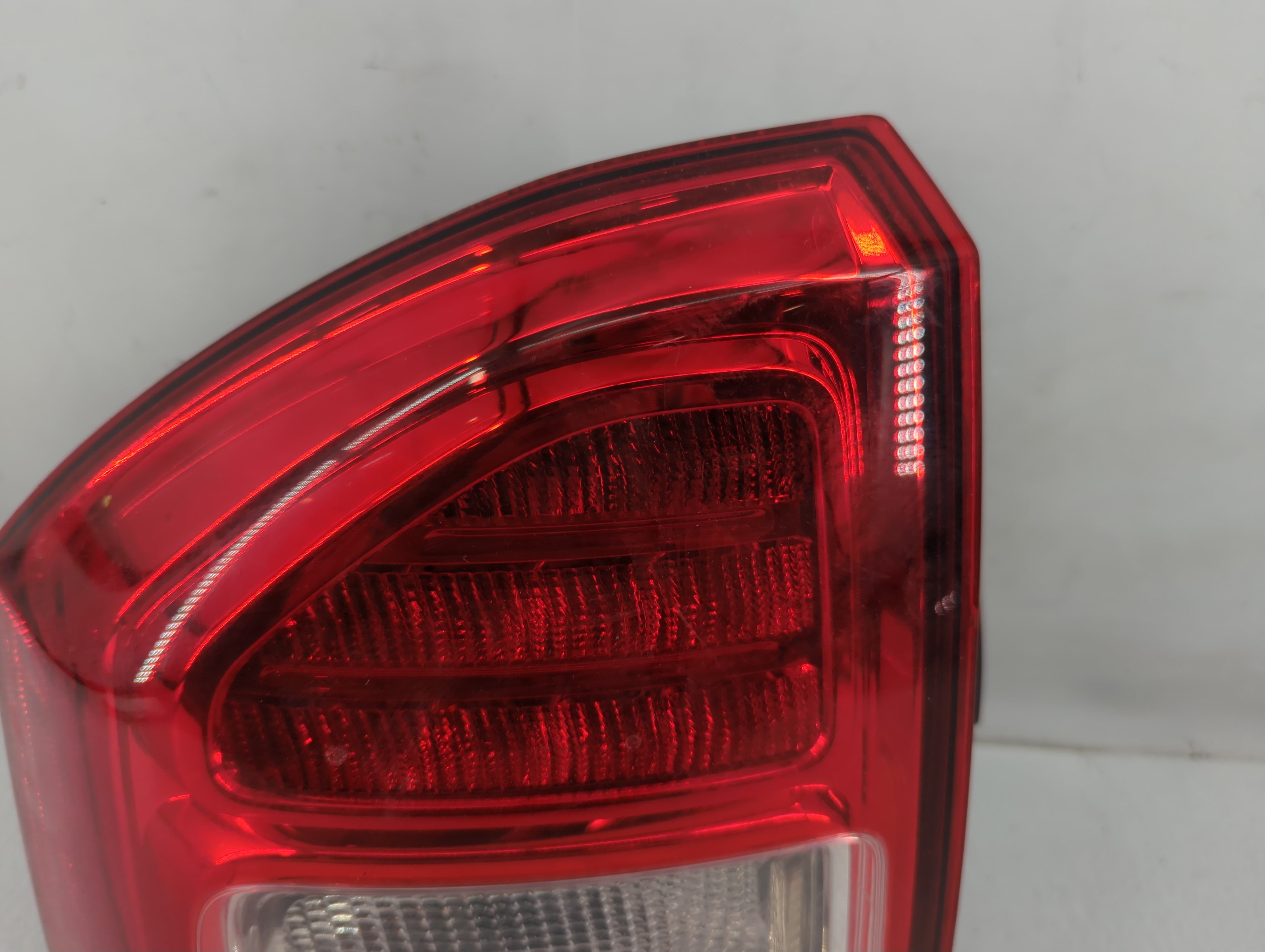2011-2013 Jeep Compass Tail Light Assembly Driver Left OEM P/N:05182545 05182543 Fits Fits 2011 2012 2013 OEM Used Auto Parts - Oemusedautoparts1.com