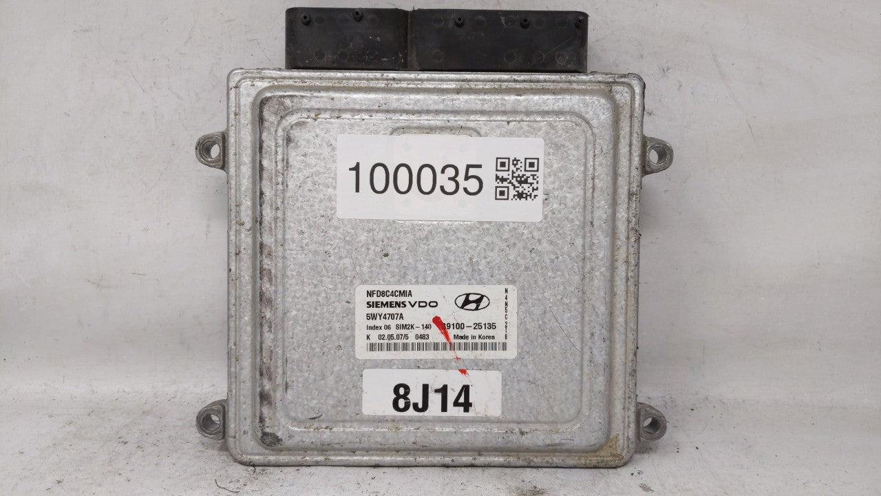 2006-2008 Hyundai Sonata PCM Engine Computer ECU ECM PCU OEM P/N:39100-25131 39100-25135 Fits 2006 2007 2008 OEM Used Auto Parts - Oemusedautoparts1.com