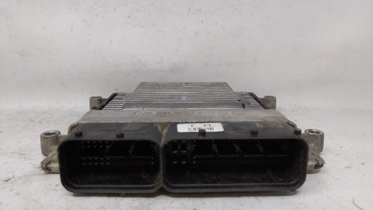 2006-2008 Hyundai Sonata PCM Engine Computer ECU ECM PCU OEM P/N:39100-25131 39100-25135 Fits 2006 2007 2008 OEM Used Auto Parts - Oemusedautoparts1.com