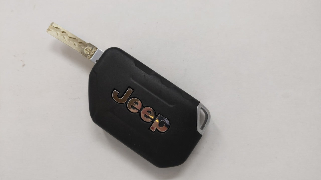 Jeep Gladiator Wrangler Keyless Entry Remote Fob Oht1130261 68311021ab - Oemusedautoparts1.com