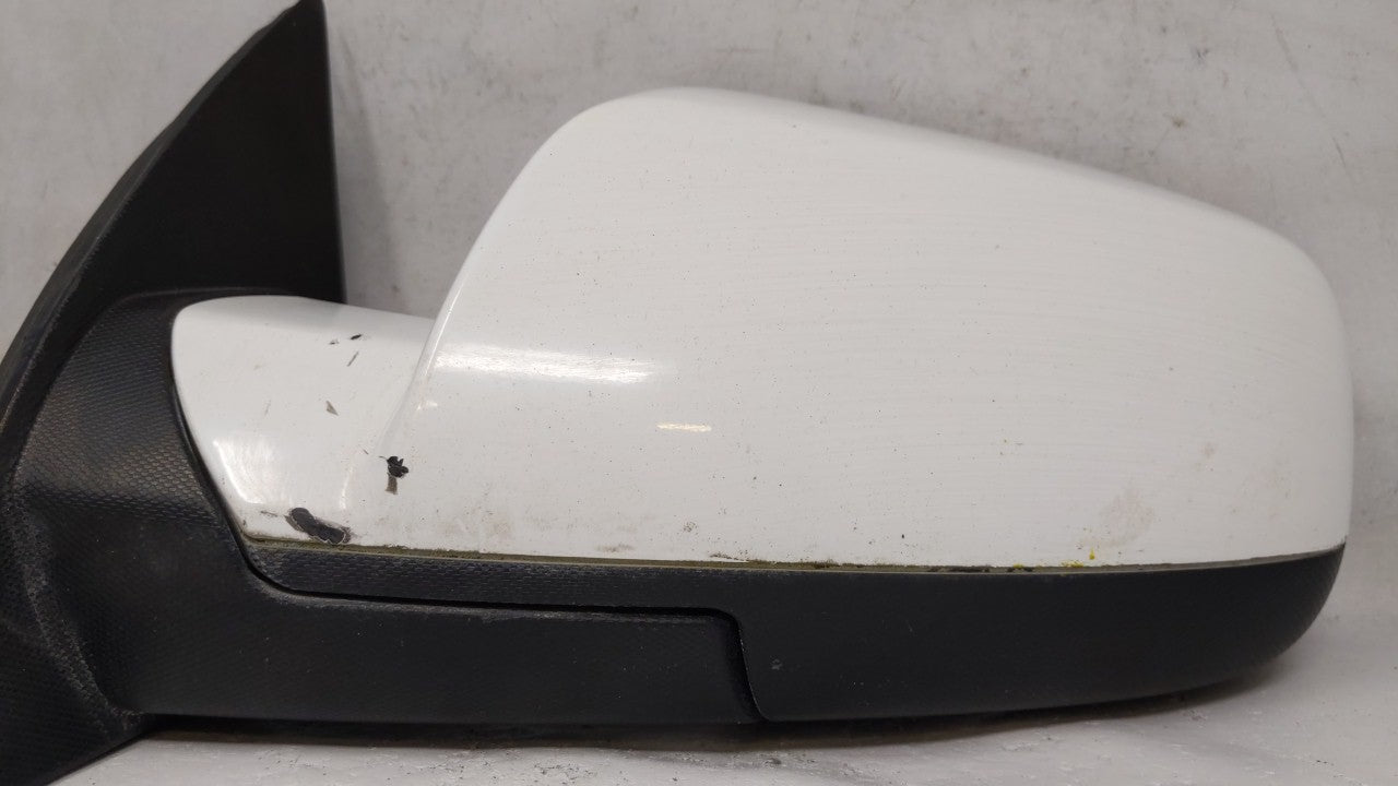 2010-2011 Chevrolet Equinox Side Mirror Replacement Driver Left View Door Mirror P/N:20858725 P20858731 Fits 2010 2011 OEM Used Auto Parts - Oemusedautoparts1.com