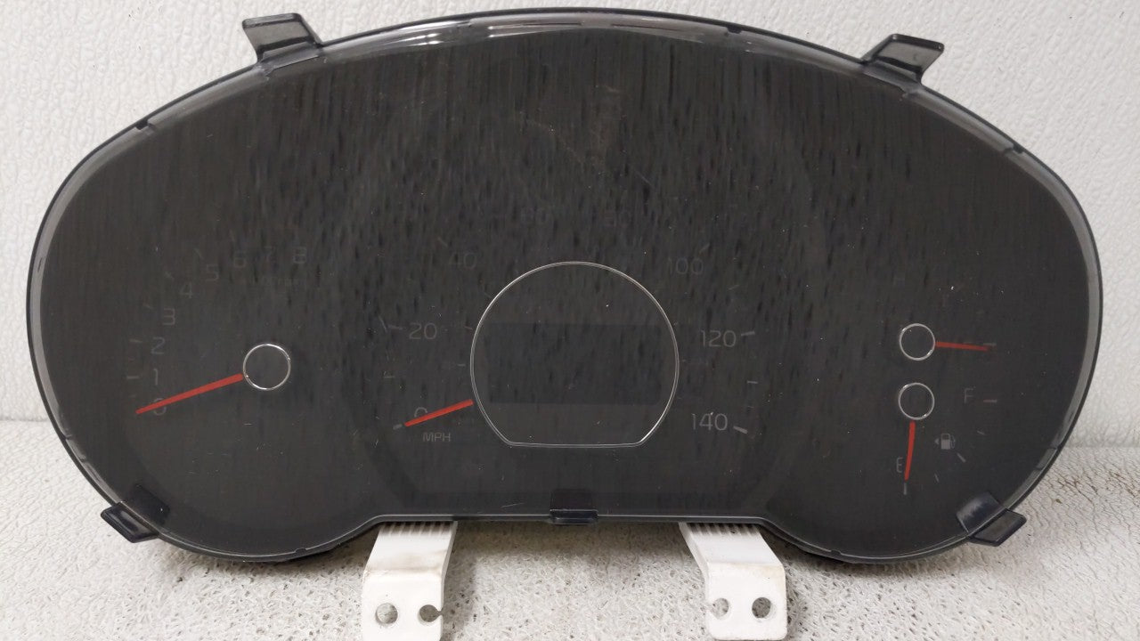 2014-2015 Kia Soul Instrument Cluster Speedometer Gauges P/N:94006-B2510 Fits 2014 2015 OEM Used Auto Parts - Oemusedautoparts1.com