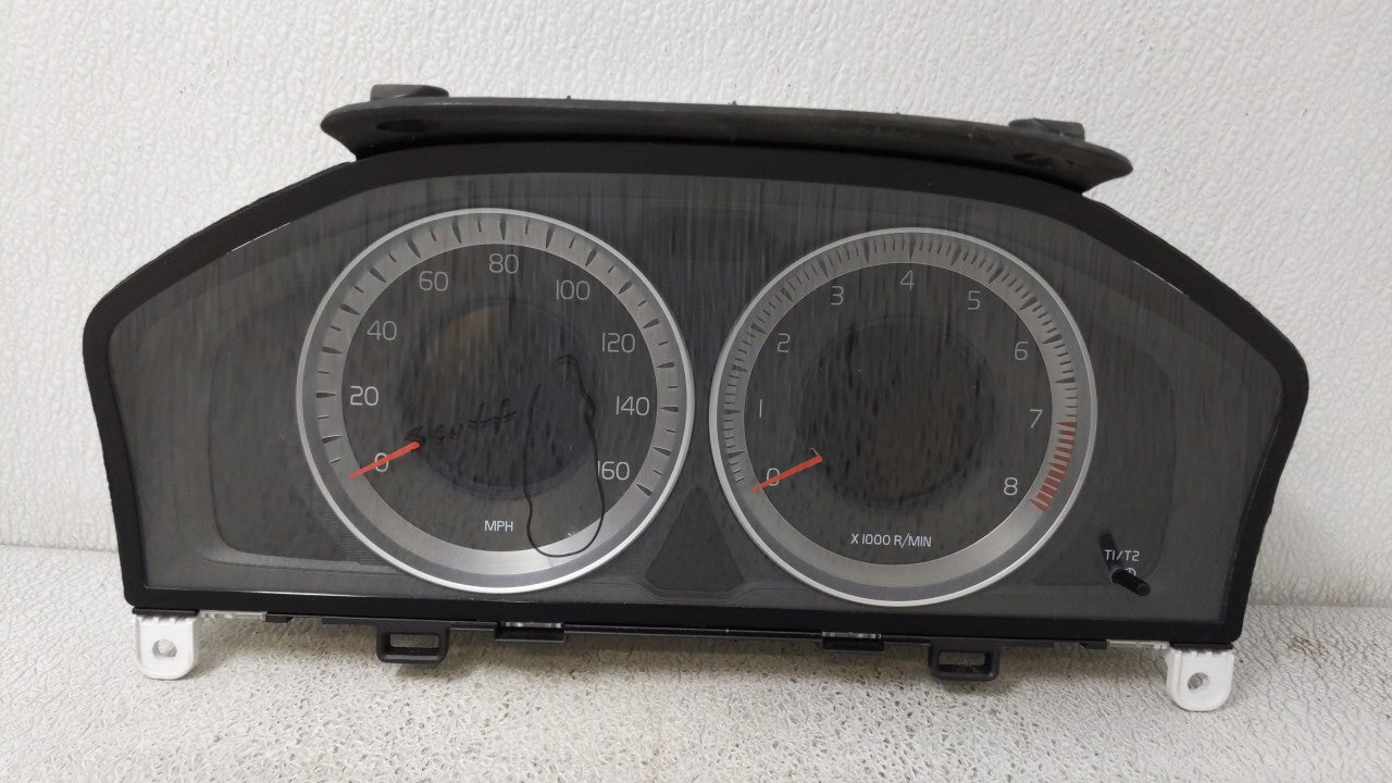 2014 Volvo Xc60 Instrument Cluster Speedometer Gauges P/N:31343326AA 31296371AB Fits 2011 2012 2013 OEM Used Auto Parts - Oemusedautoparts1.com
