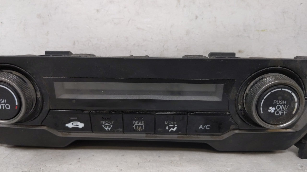 1995-1997 Oldsmobile Cutlass Climate Control Module Temperature AC/Heater Replacement P/N:79600TGGA110M1 Fits 1995 1996 1997 OEM Used Auto Parts - Oemusedautoparts1.com