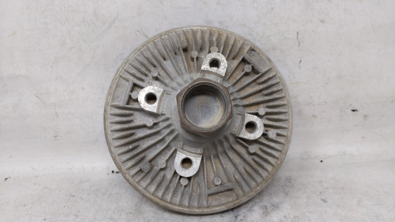 2005 Chevrolet Silverado 2500 Fan Clutch - Oemusedautoparts1.com