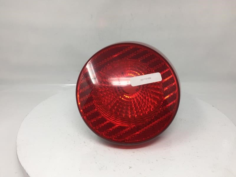 2005 Chevrolet Cobalt Tail Light Assembly Passenger Right OEM Fits OEM Used Auto Parts - Oemusedautoparts1.com