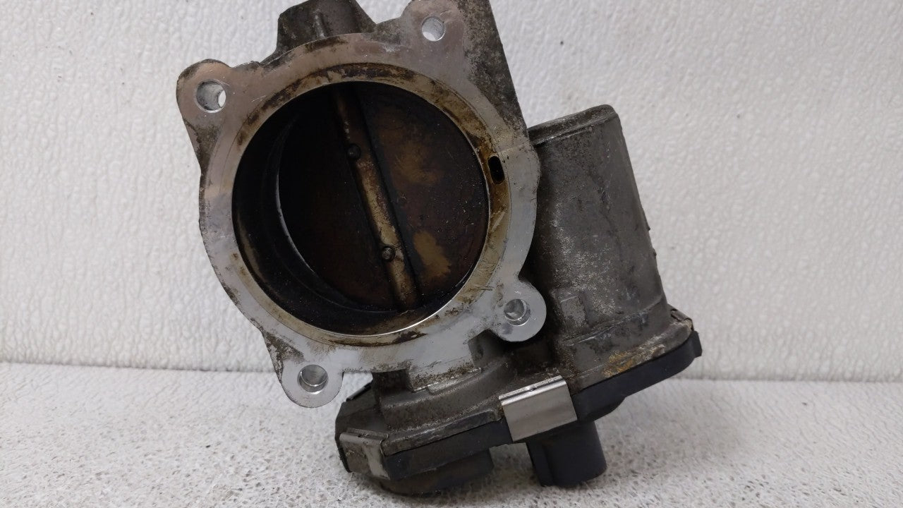 2008-2011 Buick Enclave Throttle Body P/N:2800AA995AA 1647AA3301A Fits 2007 2008 2009 2010 2011 OEM Used Auto Parts - Oemusedautoparts1.com