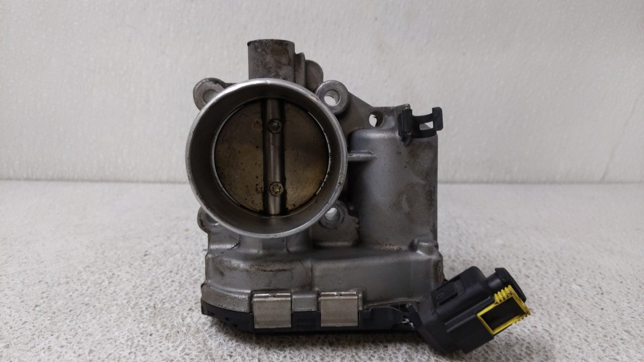 2013-2016 Ford Escape Throttle Body P/N:7S7G-9F991-CA Fits 2013 2014 2015 2016 2017 2018 2019 OEM Used Auto Parts - Oemusedautoparts1.com