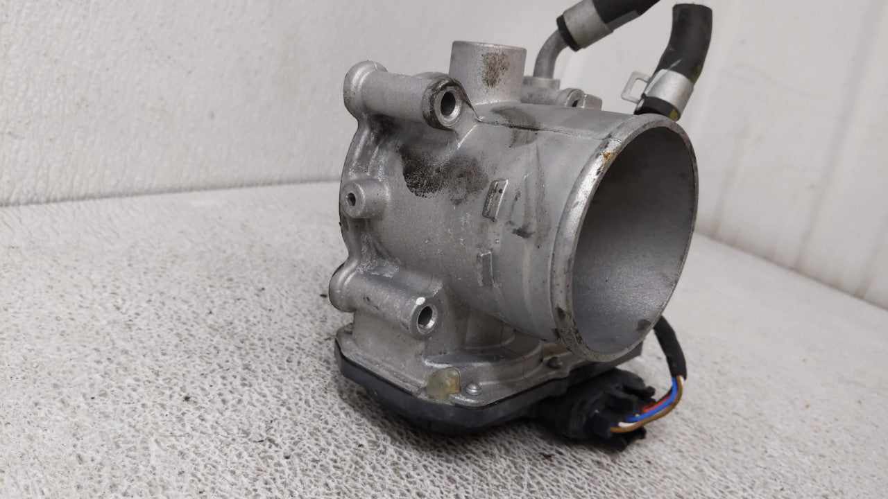 2018-2019 Hyundai Kona Throttle Body P/N:35100-2E400 35100-2E000 Fits 2012 2013 2014 2015 2016 2018 2019 OEM Used Auto Parts - Oemusedautoparts1.com