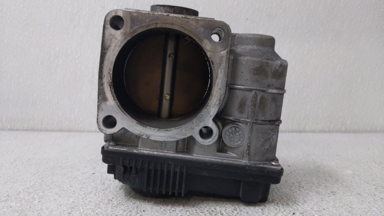 2002-2006 Nissan Altima Throttle Body P/N:Q5302 A576-01 Fits 2002 2003 2004 2005 2006 OEM Used Auto Parts - Oemusedautoparts1.com