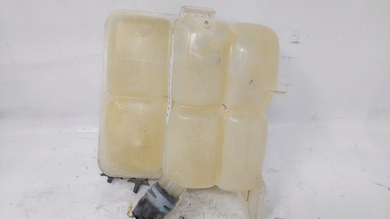 2017 Ford C-max Engine Radiator Reservoir Tank - Oemusedautoparts1.com