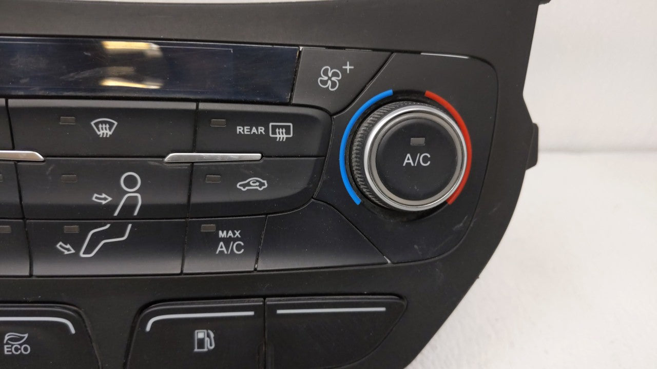 2017-2018 Ford C-max Ac Heater Climate Control Hm5t-18c612-ab 105695 - Oemusedautoparts1.com