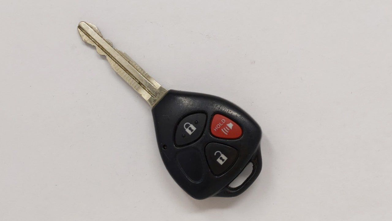 Toyota Matrix Venza Keyless Entry Remote Fob Gq4-29t G Chip   3 Buttons - Oemusedautoparts1.com