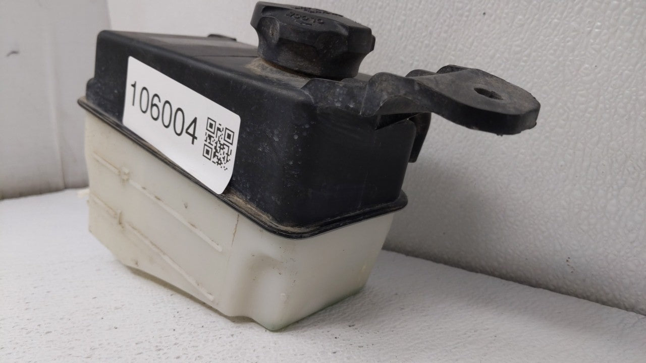 2011 Kia Sorento ENGINE COOLANT RESERVOIR - Oemusedautoparts1.com