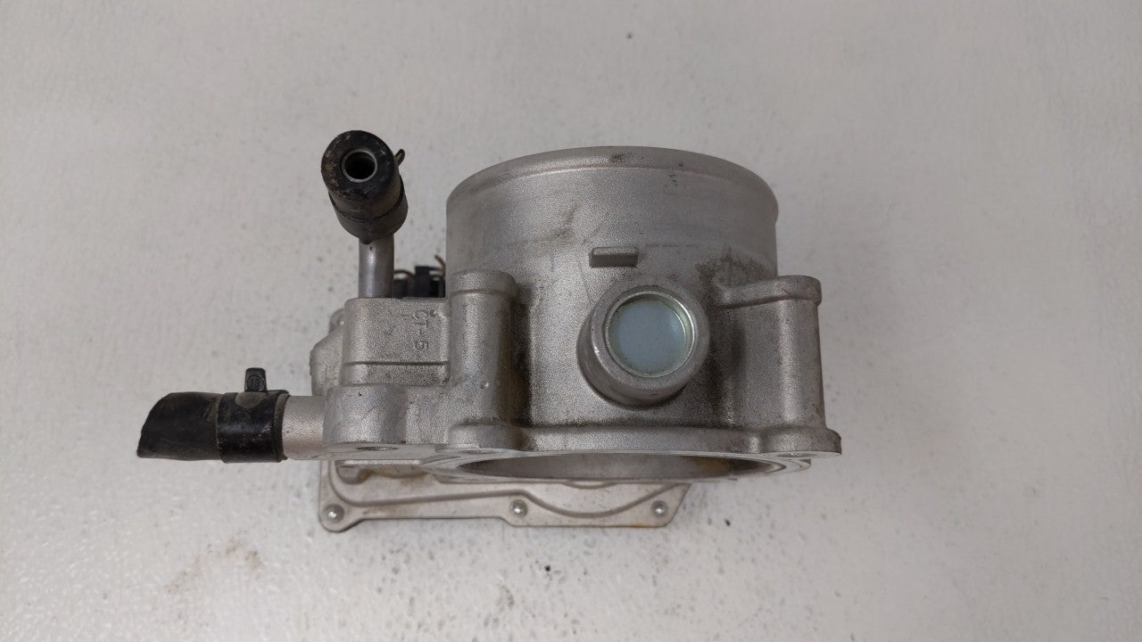 2012-2014 Hyundai Genesis Throttle Body P/N:35100-36BA0 35100-3CBA0 Fits 2012 2013 2014 OEM Used Auto Parts - Oemusedautoparts1.com