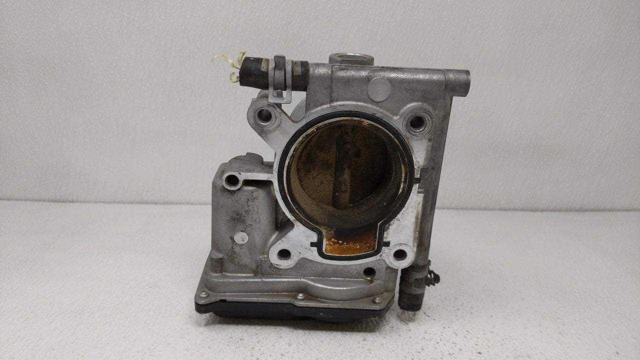 2006-2009 Ford Fusion Throttle Body P/N:6E5G-9F991-A Fits 2006 2007 2008 2009 OEM Used Auto Parts - Oemusedautoparts1.com