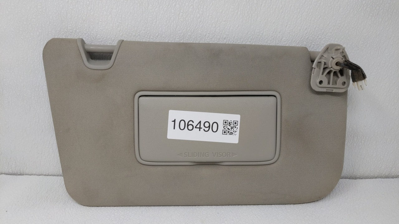 2018-2019 Nissan Rogue Passenger Sun Visor Mirror Right Sunvisor Beige 106490 - Oemusedautoparts1.com