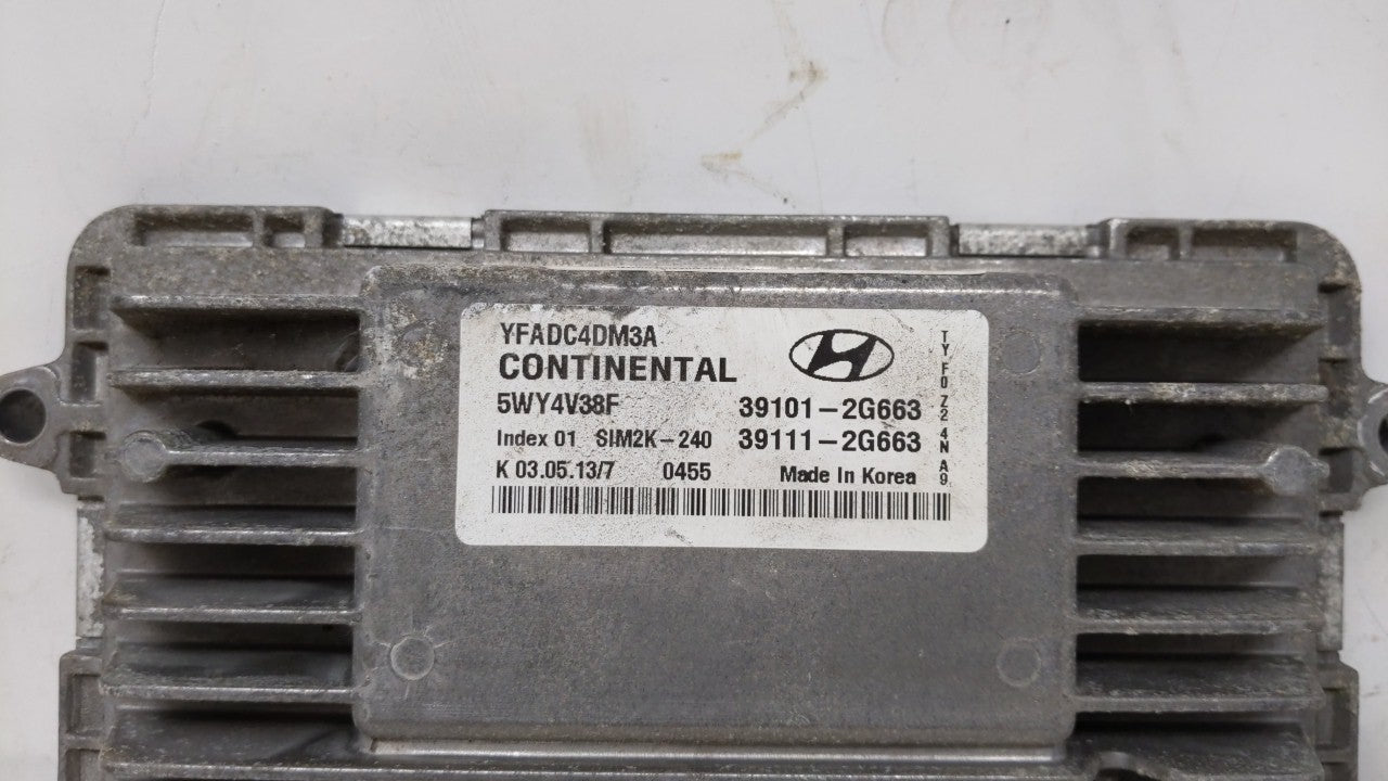 2011-2014 Hyundai Sonata PCM Engine Computer ECU ECM PCU OEM P/N:39101-2G661 39111-2G661 Fits 2011 2012 2013 2014 OEM Used Auto Parts - Oemusedautoparts1.com