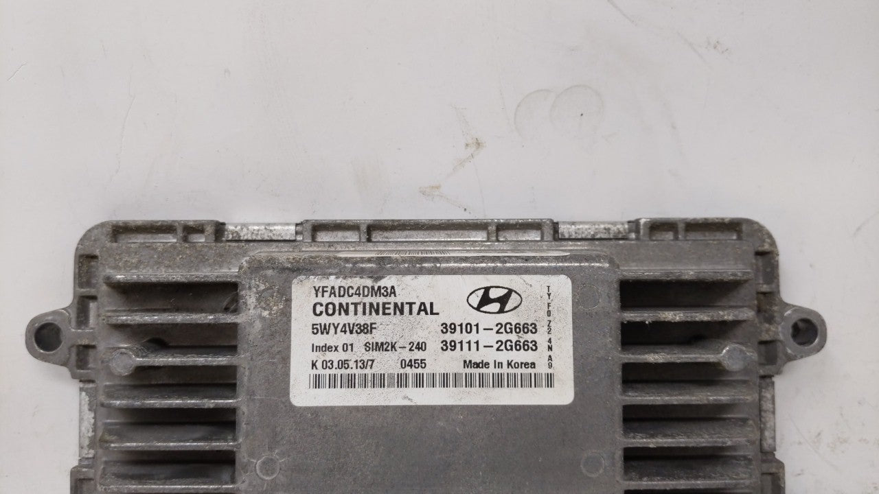 2011-2014 Hyundai Sonata PCM Engine Computer ECU ECM PCU OEM P/N:39101-2G661 39111-2G661 Fits 2011 2012 2013 2014 OEM Used Auto Parts - Oemusedautoparts1.com