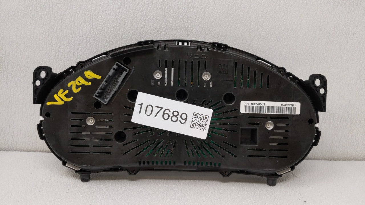 2011 Chevrolet Equinox Instrument Cluster Speedometer Gauges P/N:20978081 20978079 Fits OEM Used Auto Parts - Oemusedautoparts1.com