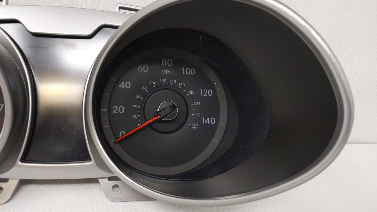 2012-2015 Hyundai Veloster Instrument Cluster Speedometer Gauges P/N:94011-2V330PD5,94001-2V330,94011-2V331 94001-2V330 Fits OEM Used Auto Parts - Oemusedautoparts1.com