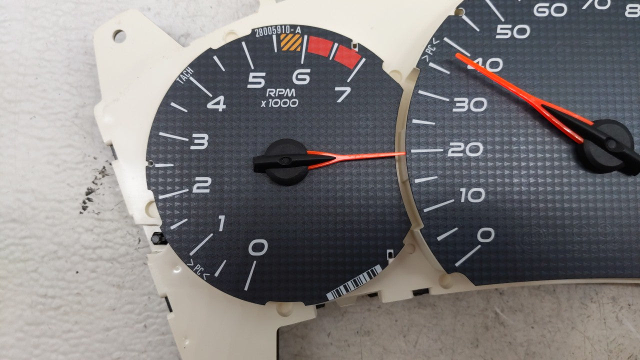 2006 Pontiac Grand Prix Instrument Cluster Speedometer Gauges P/N:15888453 Fits OEM Used Auto Parts - Oemusedautoparts1.com