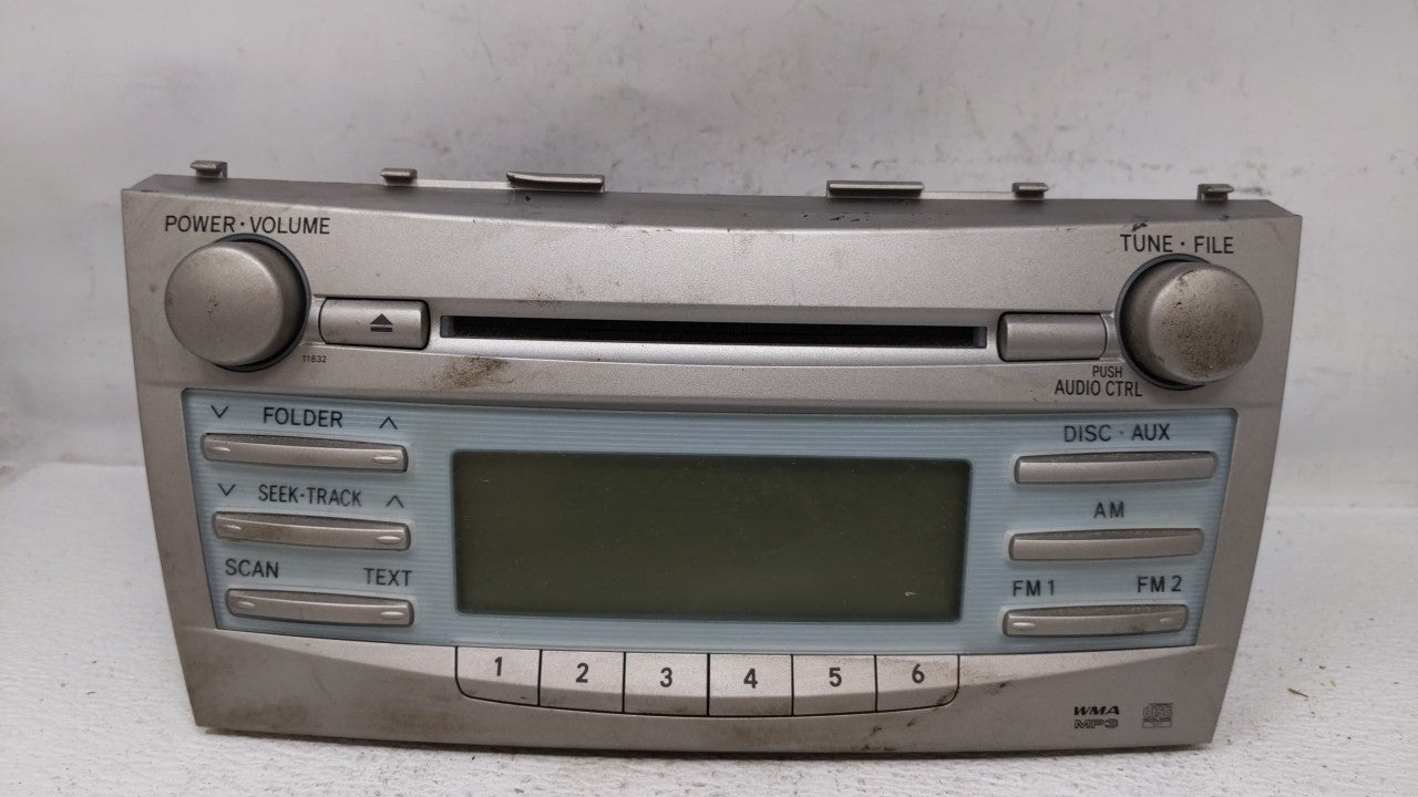 2007-2009 Toyota Camry Radio AM FM Cd Player Receiver Replacement P/N:86120-06181 86120-06180 Fits 2007 2008 2009 OEM Used Auto Parts - Oemusedautoparts1.com