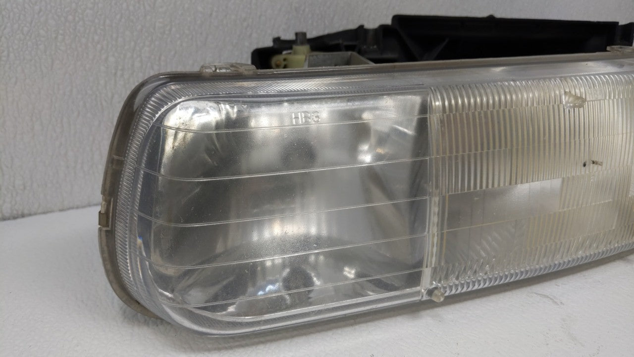 1999 Chevrolet Silverado 2500 Driver Left Oem Head Light Headlight Lamp - Oemusedautoparts1.com