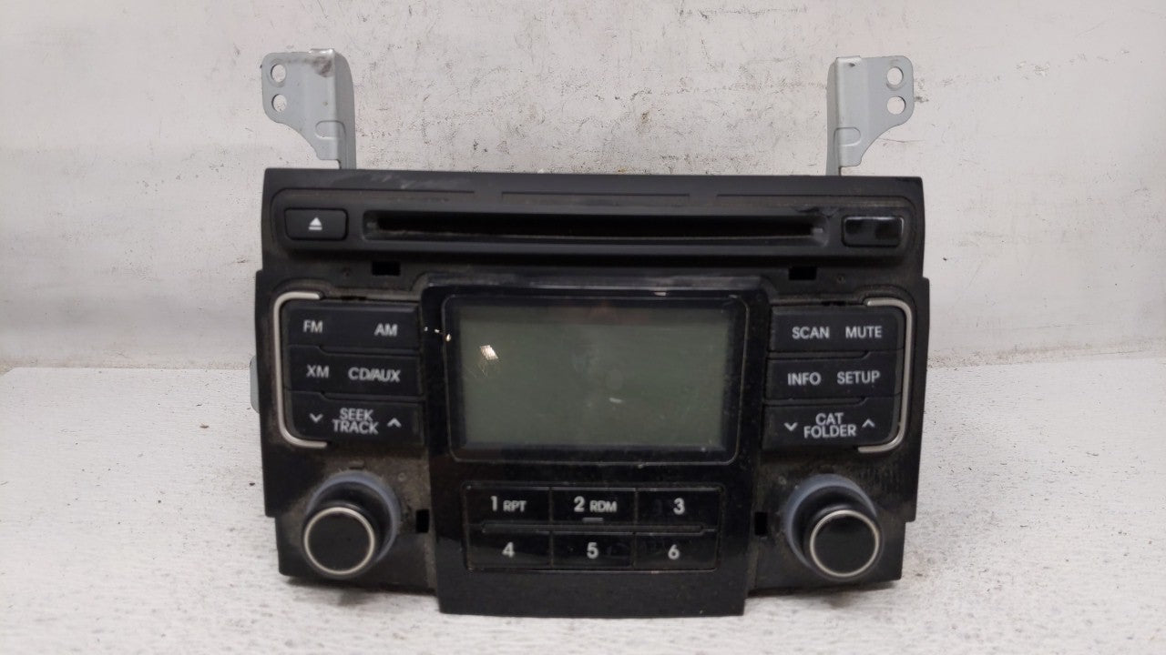 2011 Hyundai Sonata Radio AM FM Cd Player Receiver Replacement P/N:96180-3Q000 961803Q000 Fits OEM Used Auto Parts - Oemusedautoparts1.com