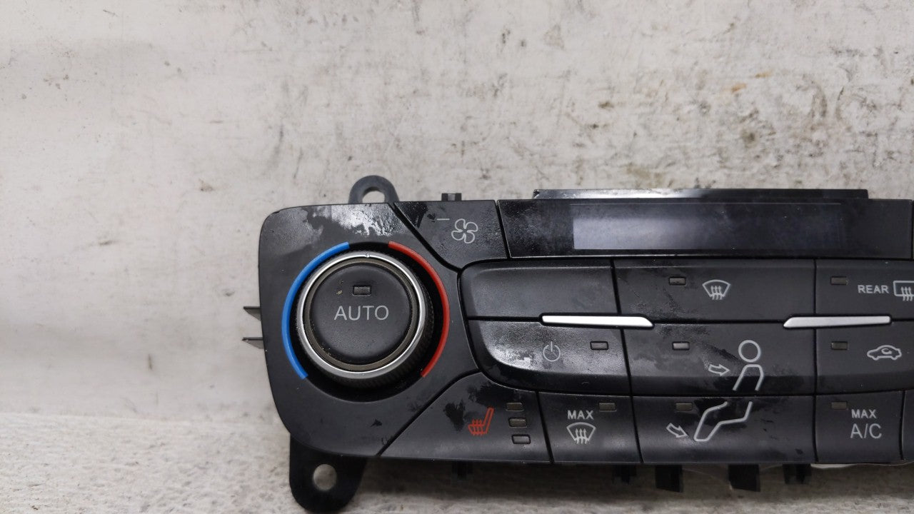 2017 Ford Escape Climate Control Module Temperature AC/Heater Replacement P/N:GJ5T-18C612-FA GJ54-18522-AE3JA6 Fits OEM Used Auto Parts - Oemusedautoparts1.com