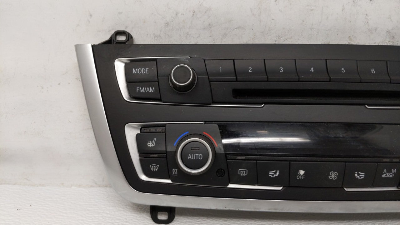 2003-2006 Jaguar S-Type Radio AM FM Cd Player Receiver Replacement P/N:61319261103 64119287341 Fits 2003 2004 2005 2006 OEM Used Auto Parts - Oemusedautoparts1.com