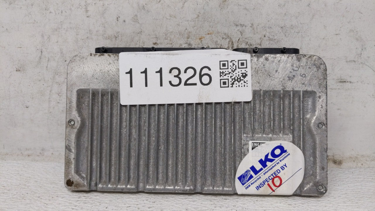 2016-2017 Toyota Camry PCM Engine Computer ECU ECM PCU OEM P/N:89661-06T21 89661-06T22 Fits 2016 2017 OEM Used Auto Parts - Oemusedautoparts1.com