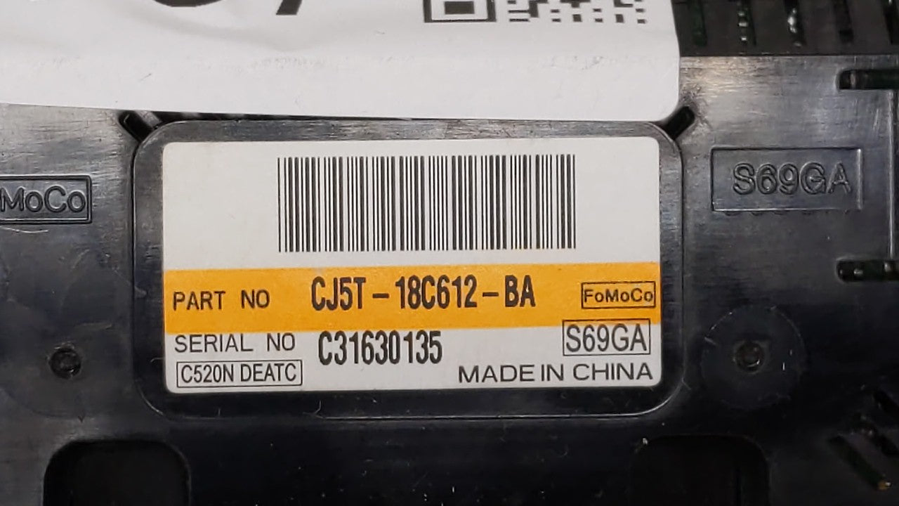 2013-2015 Ford Escape Climate Control Module Temperature AC/Heater Replacement P/N:CJ5T-18C612-BC CJ5T-18C612-BA Fits OEM Used Auto Parts - Oemusedautoparts1.com