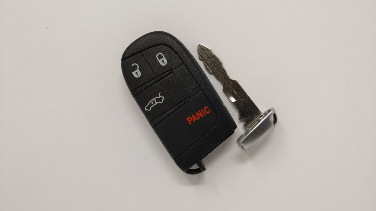 Chrysler 300 Keyless Entry Remote Fob M3n-Xxxxxxxx 68155686aa 4 Buttons - Oemusedautoparts1.com