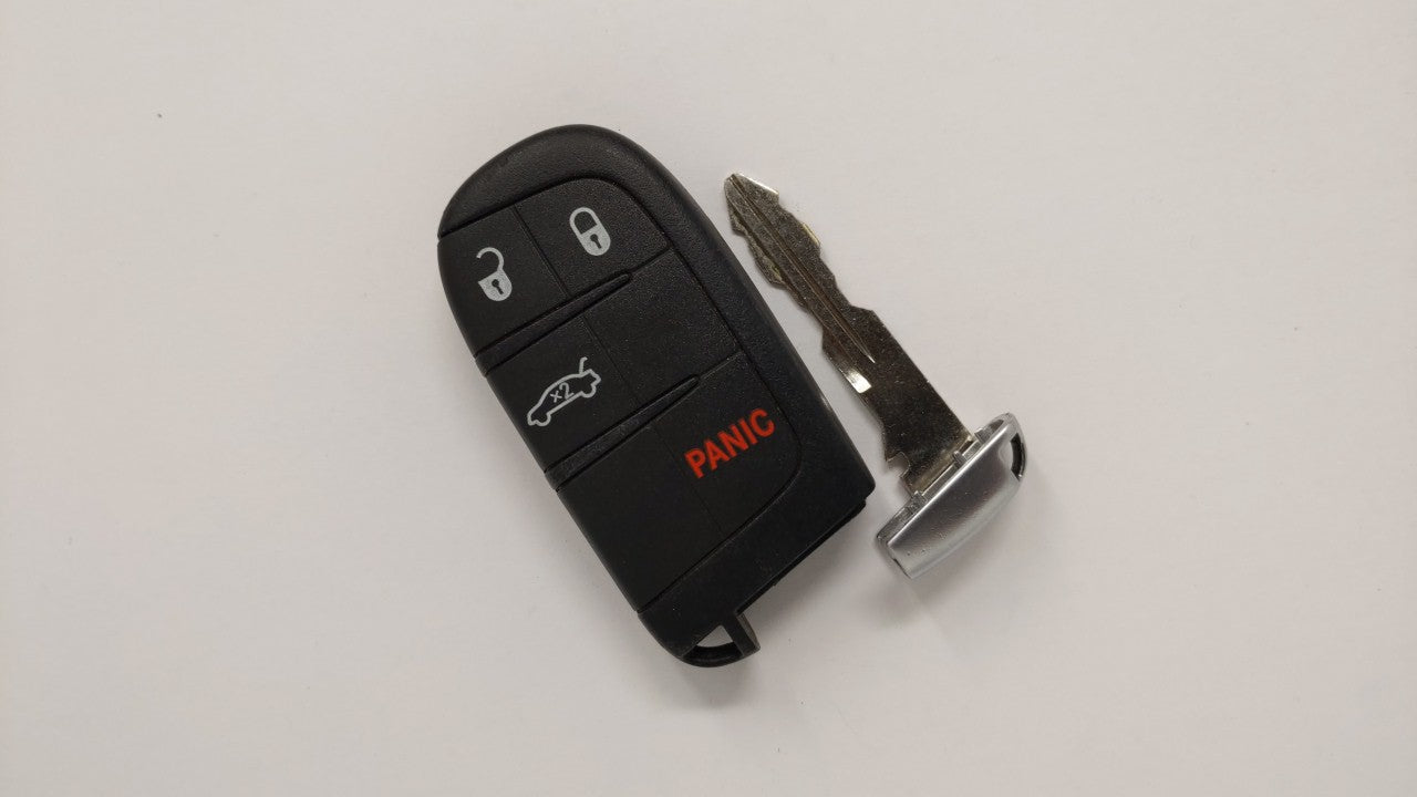 Chrysler 300 Keyless Entry Remote Fob M3n-Xxxxxxxx 68155686aa 4 Buttons - Oemusedautoparts1.com