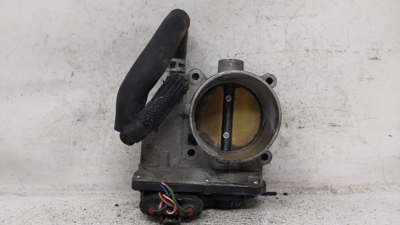 2005-2015 Toyota Tacoma Throttle Body P/N:22030-0P010 22030-31010 Fits OEM Used Auto Parts - Oemusedautoparts1.com