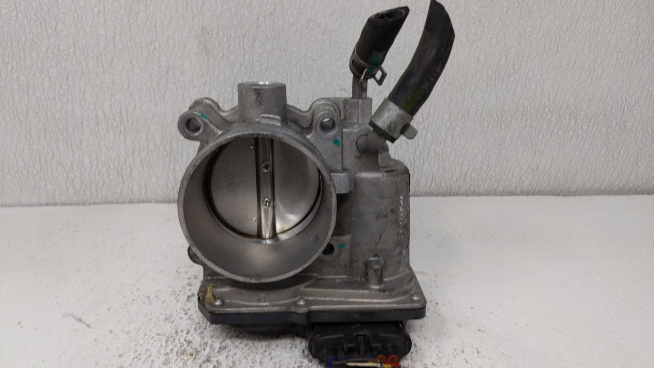 2011-2018 Hyundai Elantra Throttle Body P/N:35100-2E000 Fits 2011 2012 2013 2014 2015 2016 2017 2018 2019 OEM Used Auto Parts - Oemusedautoparts1.com