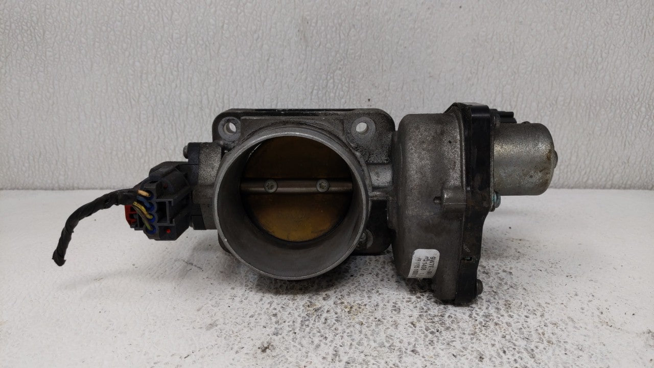 2006-2010 Ford Mustang Throttle Body P/N:0444158 80741B1 Fits 2004 2005 2006 2007 2008 2009 2010 2011 2012 2013 2014 2015 2016 OEM Used Auto Parts - Oemusedautoparts1.com