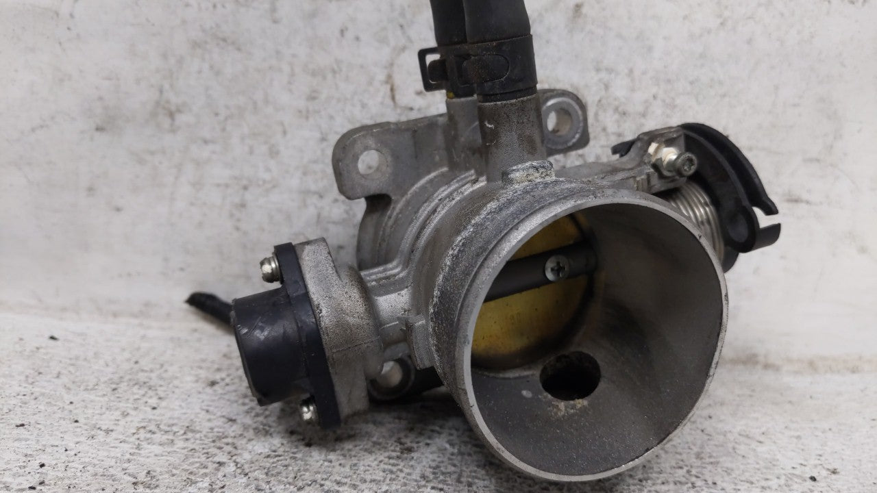 2006-2011 Hyundai Accent Throttle Body P/N:35170-26900 Fits 2006 2007 2008 2009 2010 2011 OEM Used Auto Parts - Oemusedautoparts1.com