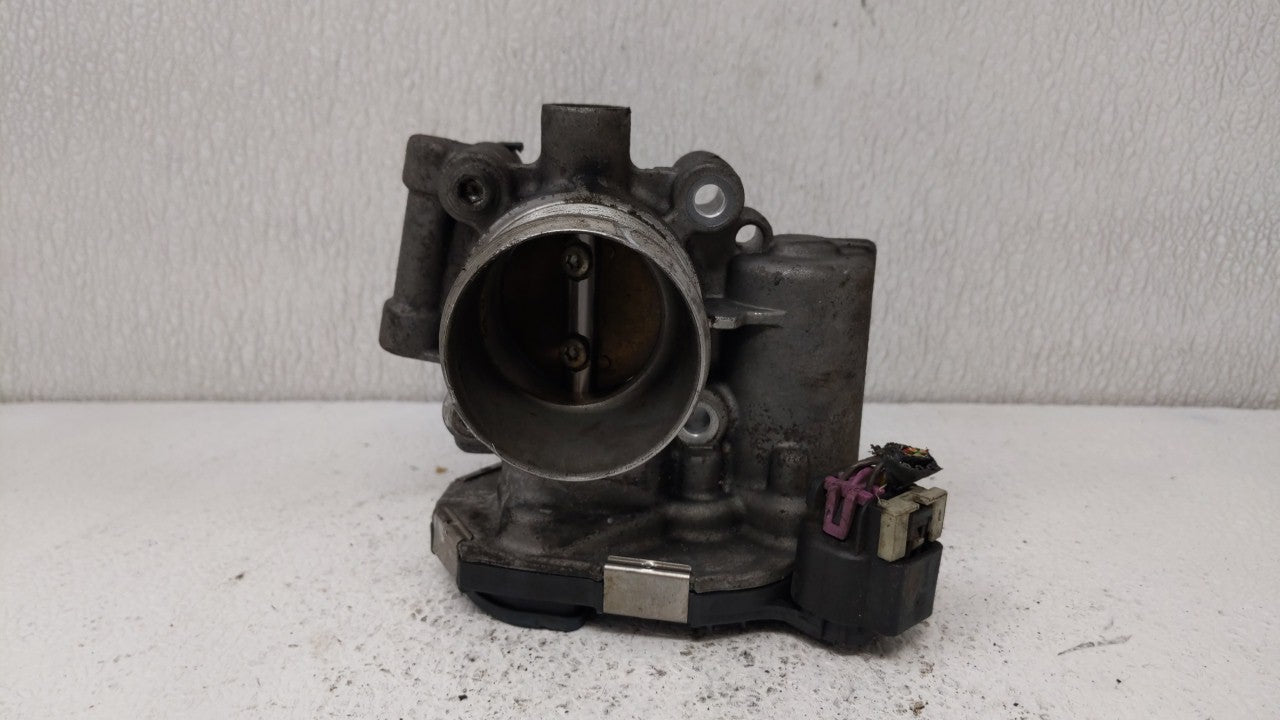 2012-2018 Chevrolet Sonic Throttle Body P/N:55565489 55581662 Fits 2011 2012 2013 2014 2015 2016 2017 2018 2019 OEM Used Auto Parts - Oemusedautoparts1.com