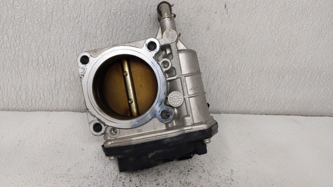 2011-2015 Nissan Rogue Throttle Body P/N:K 2Z18 3 526-01 Fits 2011 2012 2013 2014 2015 OEM Used Auto Parts - Oemusedautoparts1.com