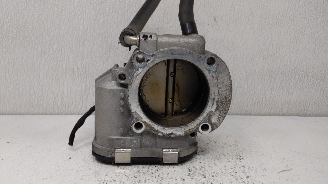 2011-2015 Kia Optima Throttle Body P/N:35100-2G700 Fits 2011 2012 2013 2014 2015 2016 OEM Used Auto Parts - Oemusedautoparts1.com