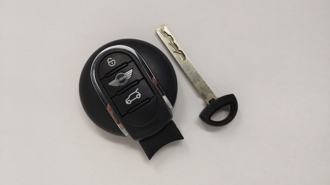 Mini Cooper Keyless Entry Remote Fob Nbgidgng1 6 805 986-01 3 Buttons - Oemusedautoparts1.com